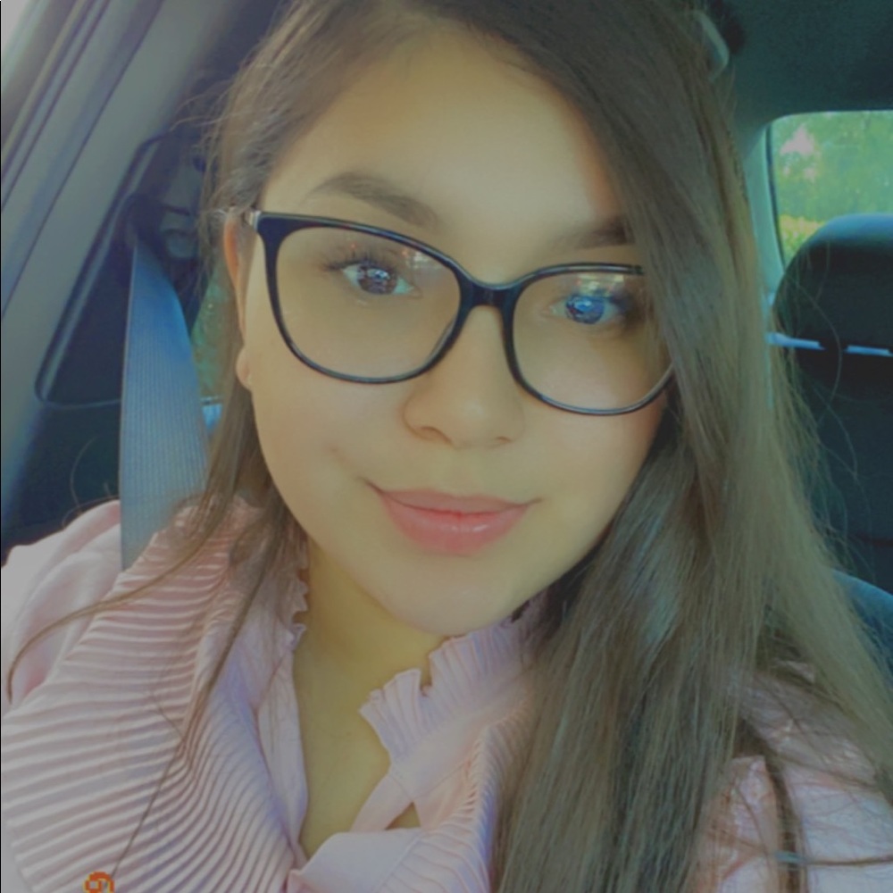Meet your Posher, Pricilla